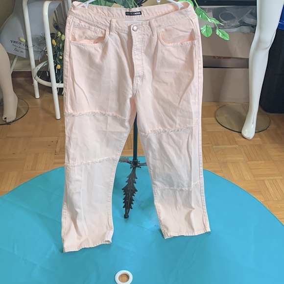 Fashion Nova jeans  Women size 11 - Picture 1 of 7